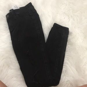 Low rise ripped jeggings